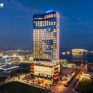 Radisson Blu Ha Long Bay